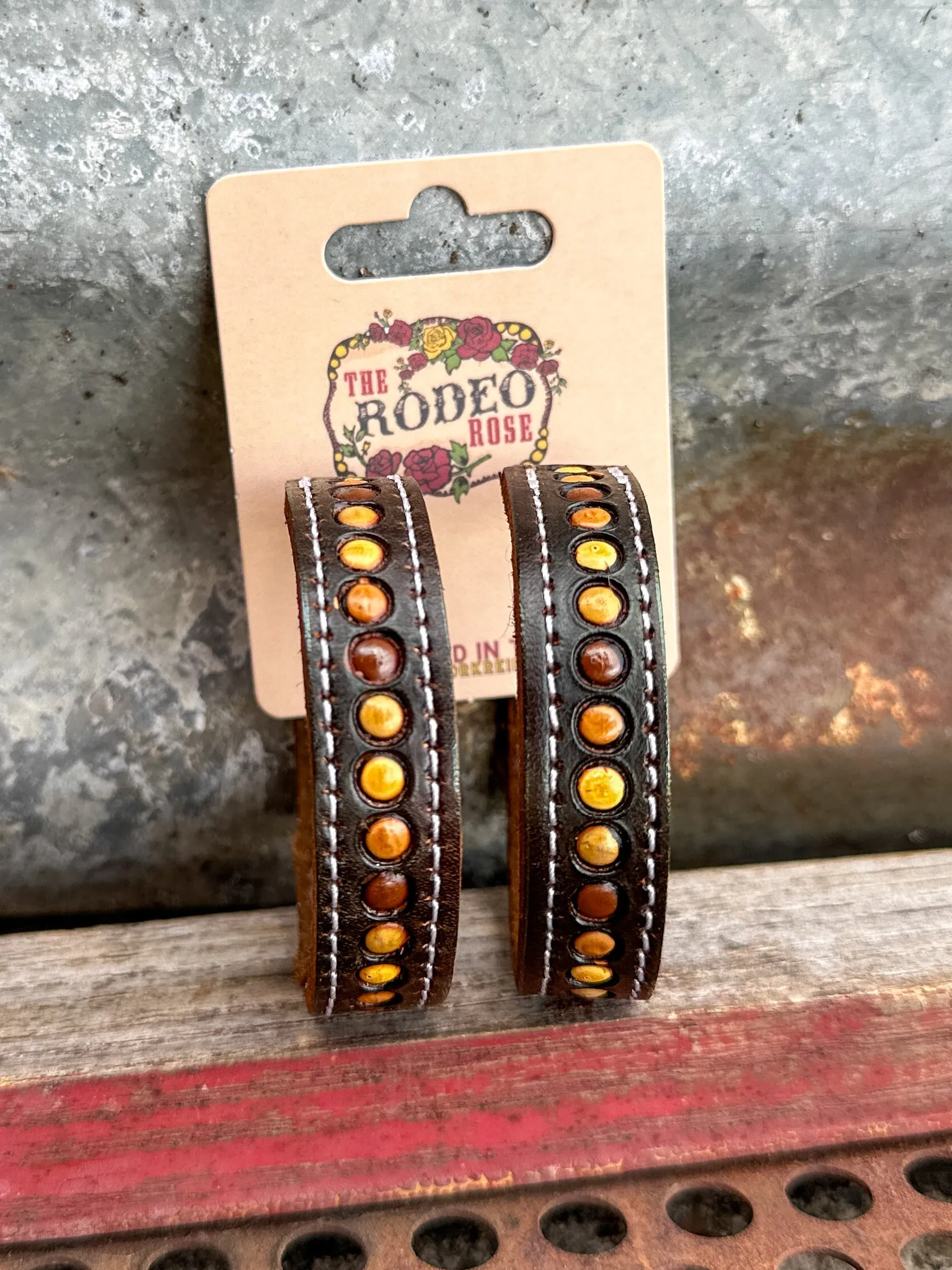 Dot Vera Hoop Earrings