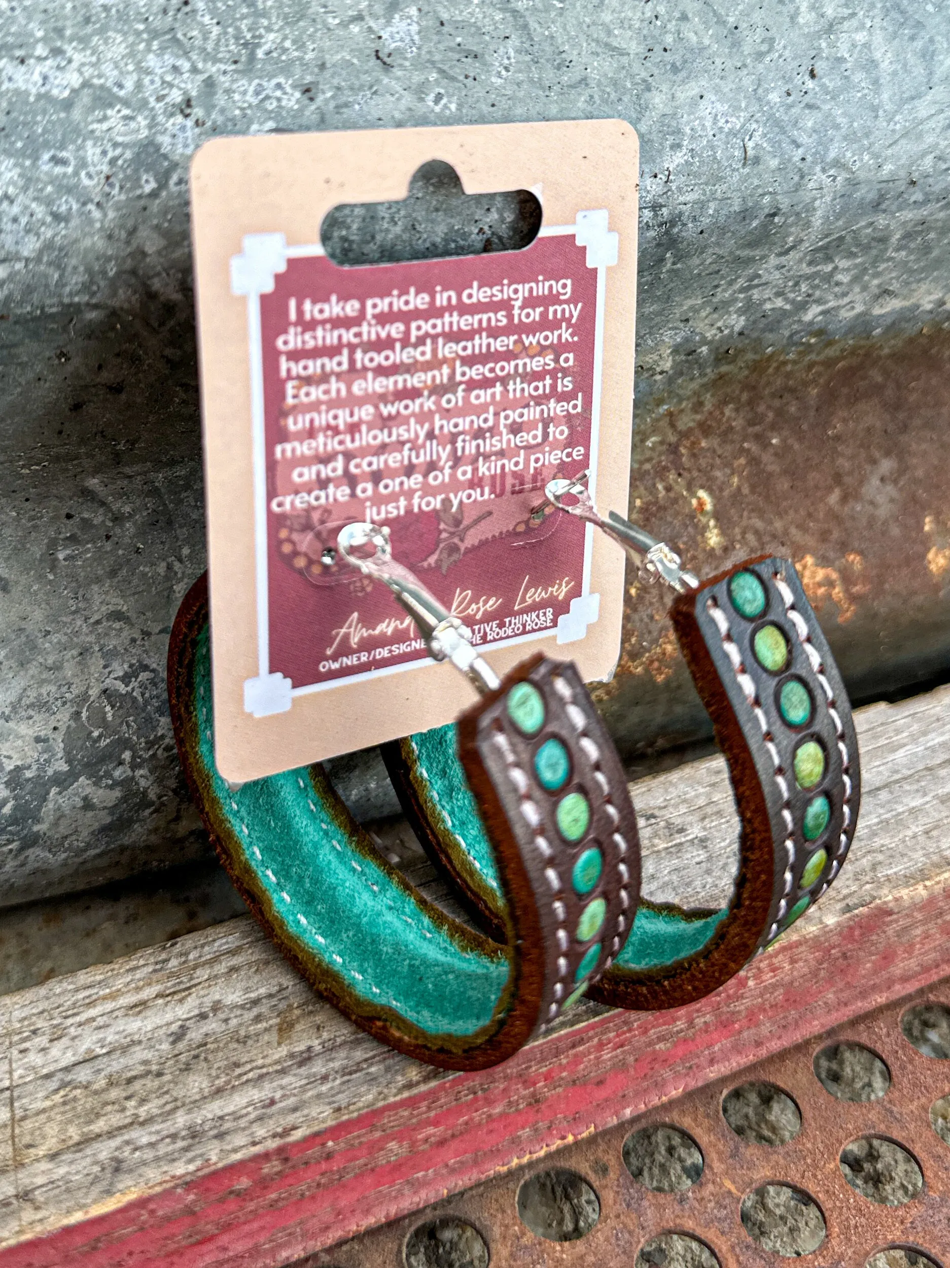 Dot Vera Hoop Earrings